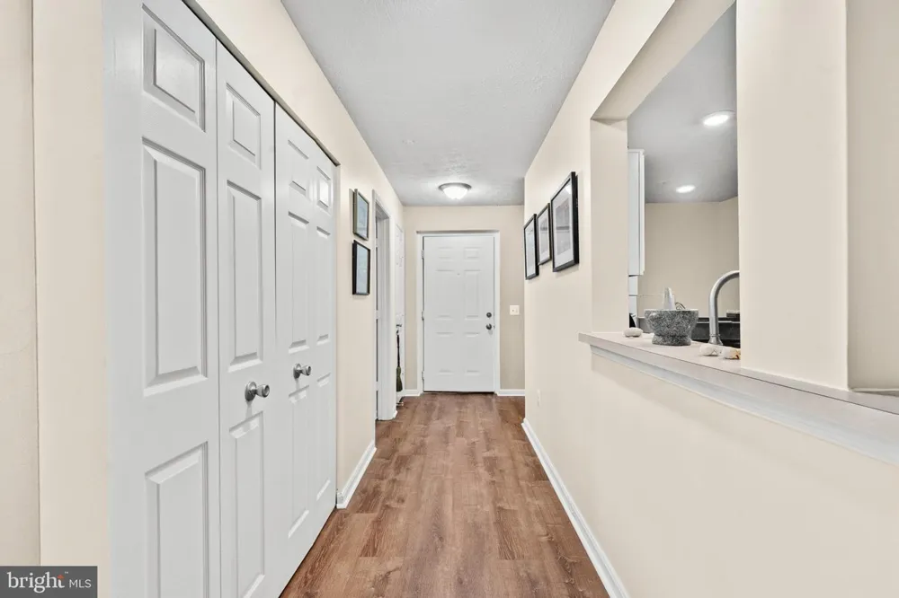 603 BURTONS COVE WAY #9 Annapolis, MD 21401