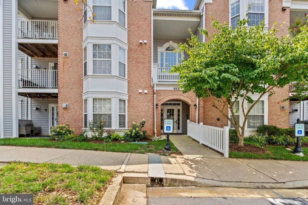603 BURTONS COVE WAY #9 Annapolis, MD 21401