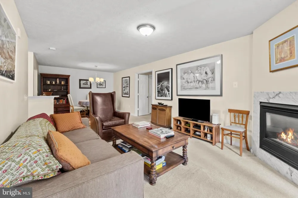 603 BURTONS COVE WAY #9 Annapolis, MD 21401