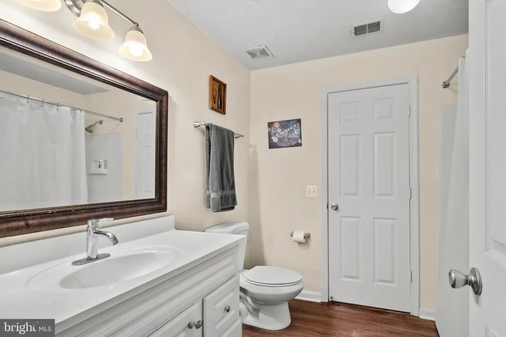 603 BURTONS COVE WAY #9 Annapolis, MD 21401