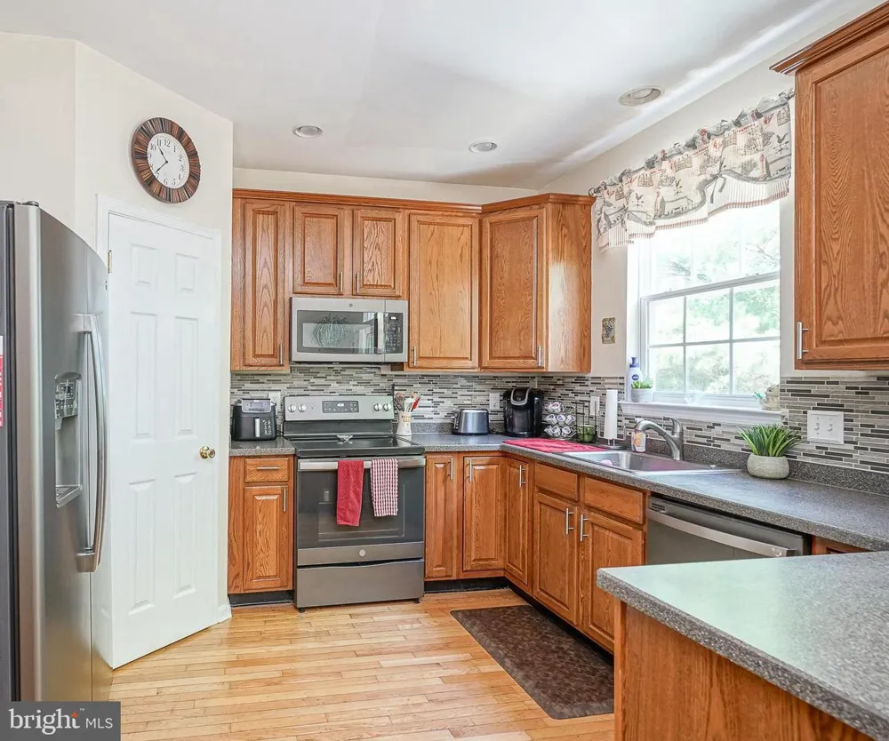 306 BRANDYWINE DRIVE Williamstown, NJ 08094