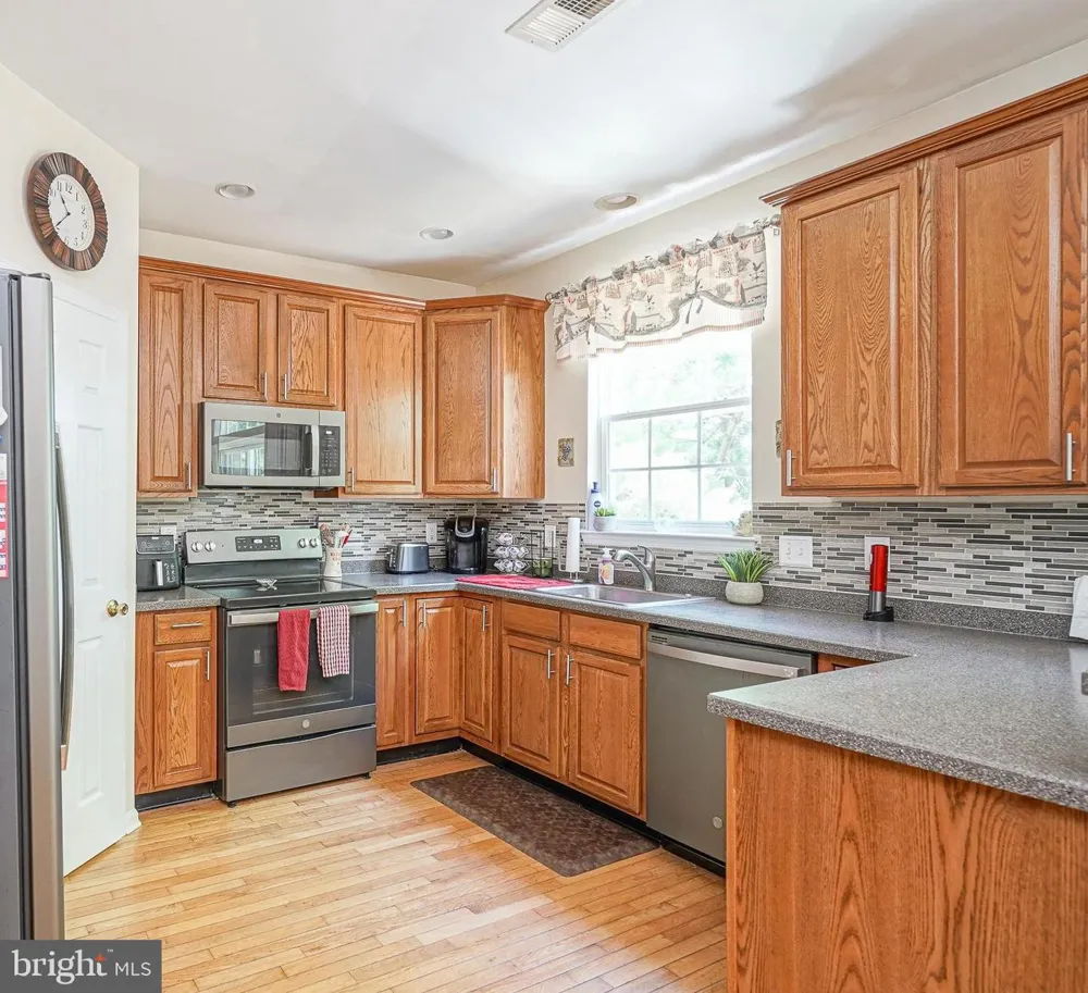 306 BRANDYWINE DRIVE Williamstown, NJ 08094