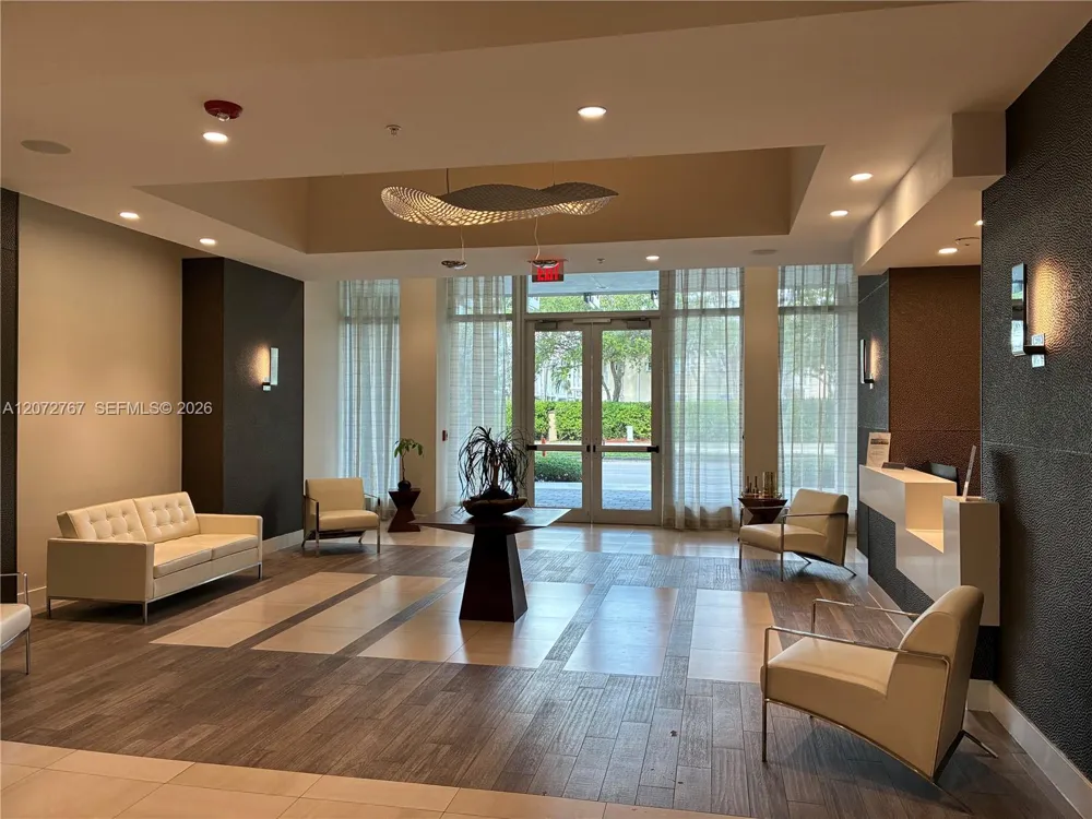 7661 NW 107th Ave #202 Doral, FL 33178