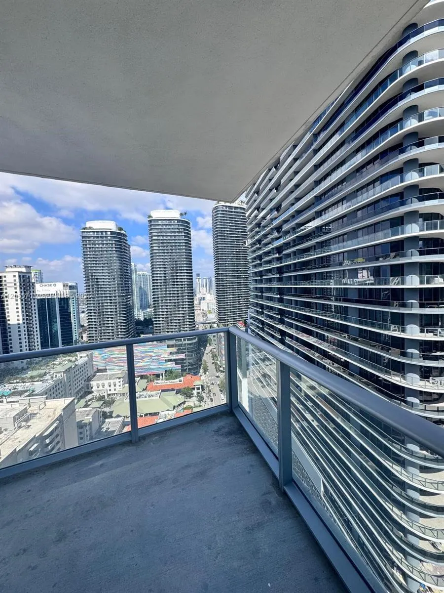 1100 S Miami Ave #3010 Miami, FL 33130