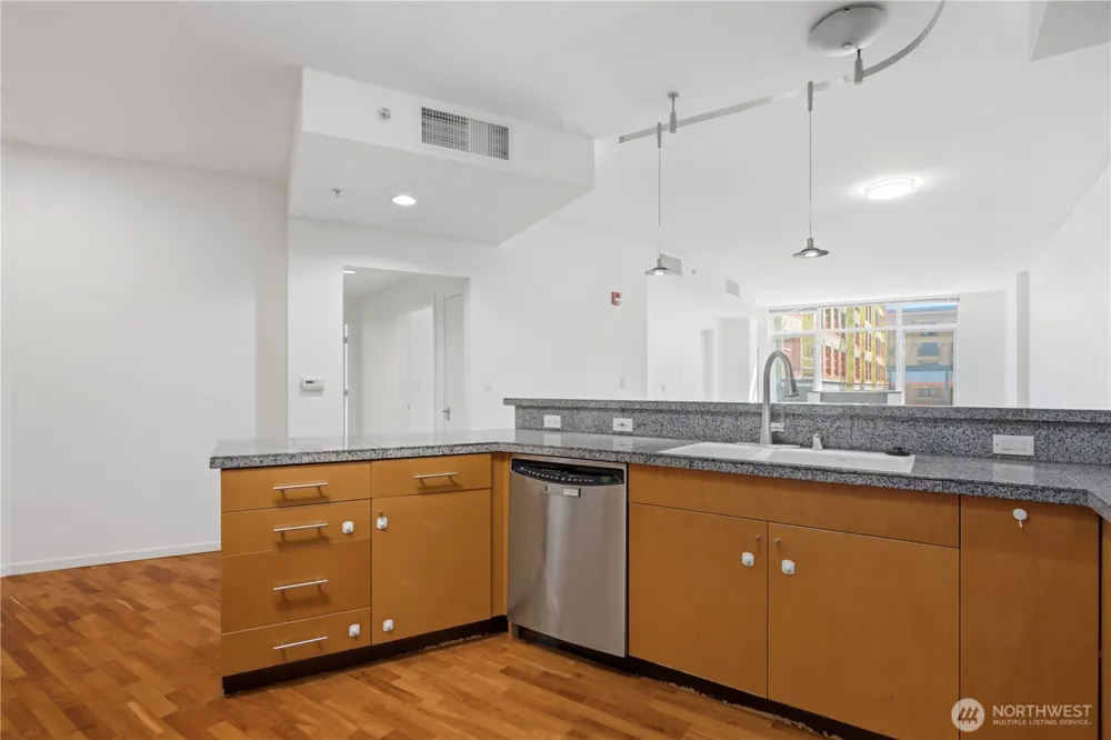 1188 106th Avenue NE #324 Bellevue, WA 98004