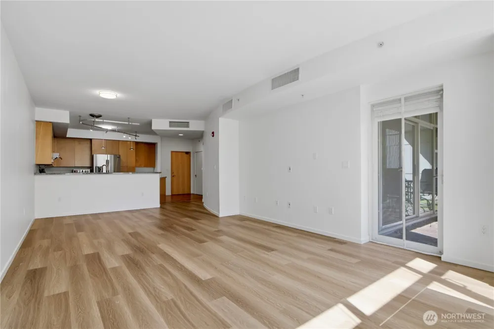 1188 106th Avenue NE #324 Bellevue, WA 98004