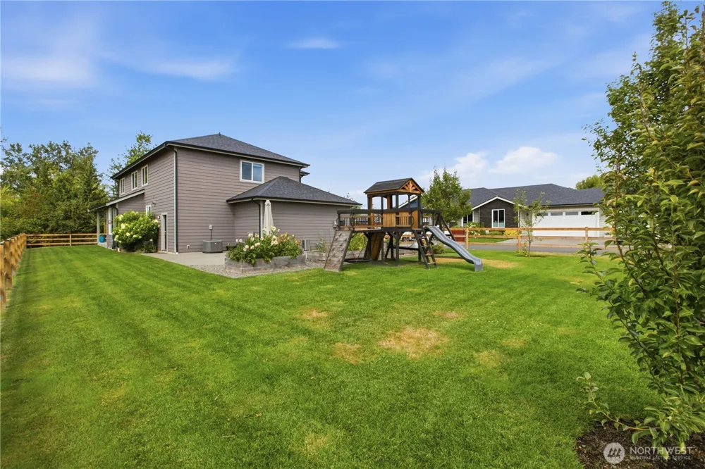 1347 Malatesta Court Enumclaw, WA 98022
