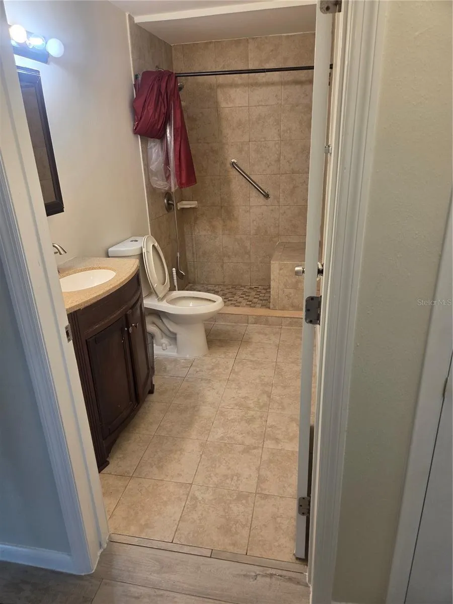 5903 RIVIERA DRIVE Orlando, FL 32808