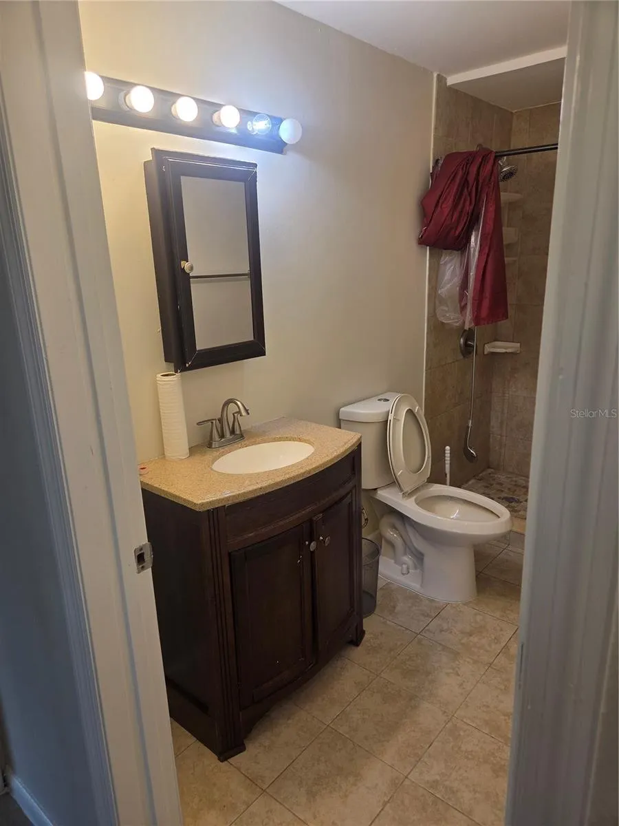 5903 RIVIERA DRIVE Orlando, FL 32808