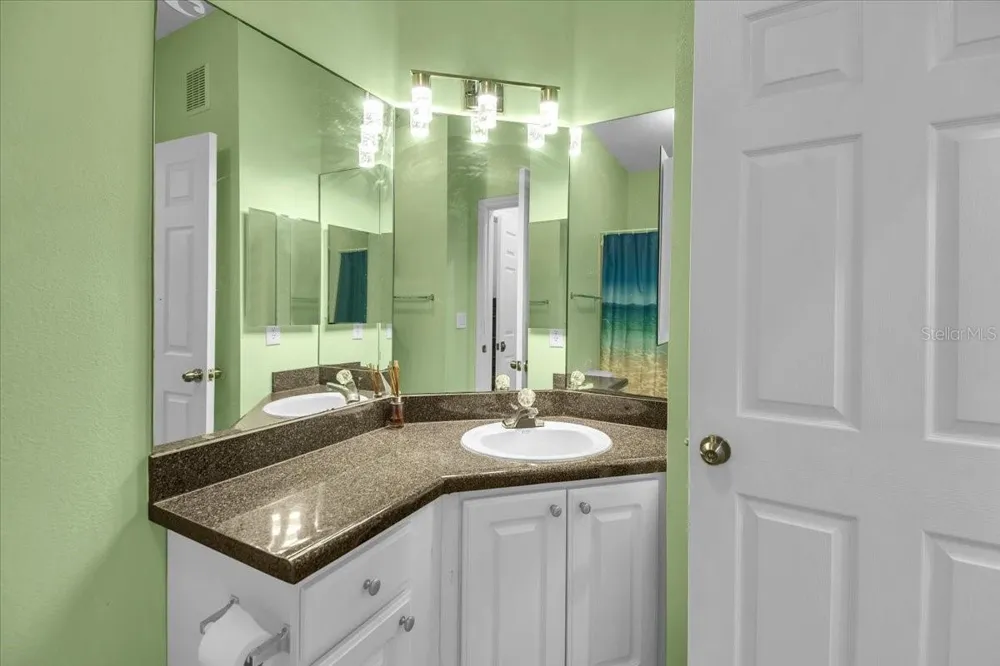 4802 51ST STREET W #1103 Bradenton, FL 34210