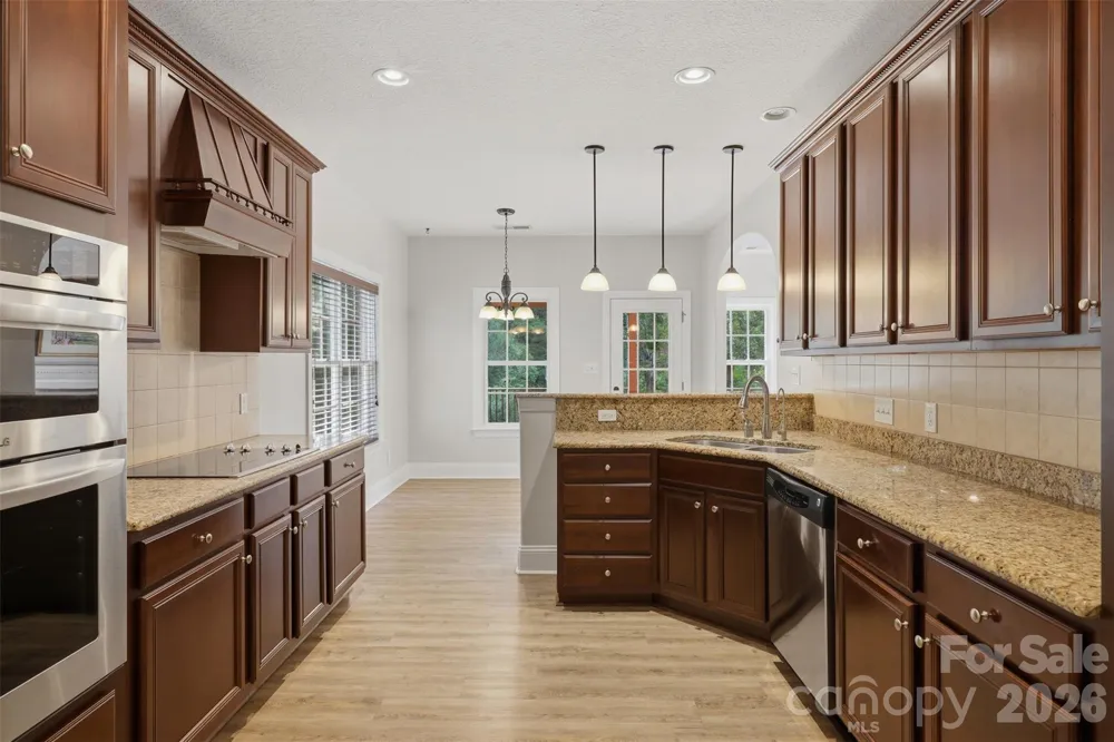 254 Streamside Place Mooresville, NC 28115
