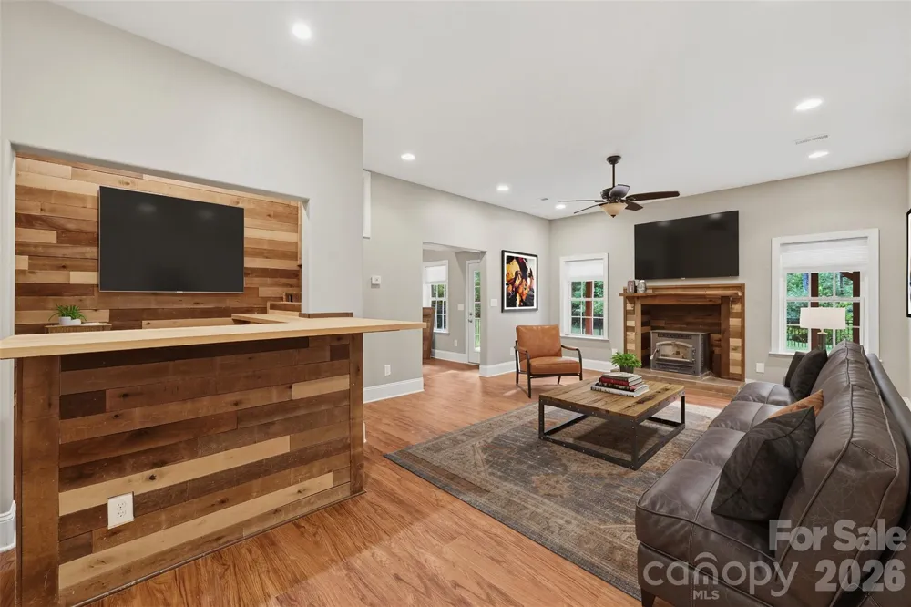 254 Streamside Place Mooresville, NC 28115