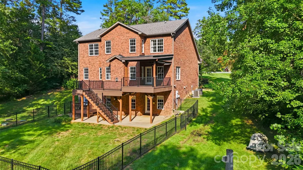 254 Streamside Place Mooresville, NC 28115