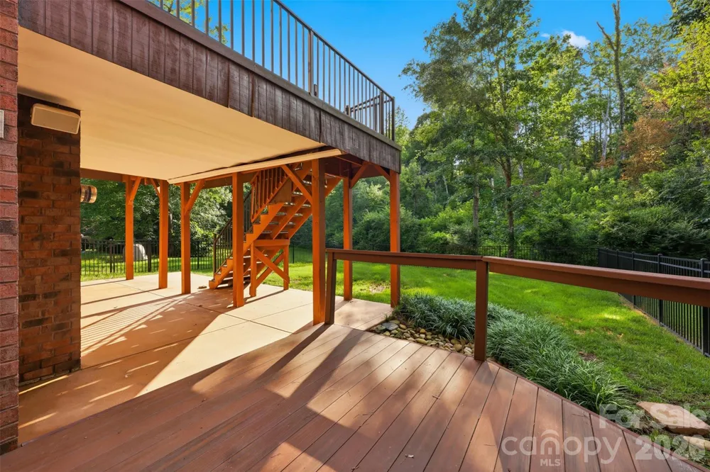 254 Streamside Place Mooresville, NC 28115