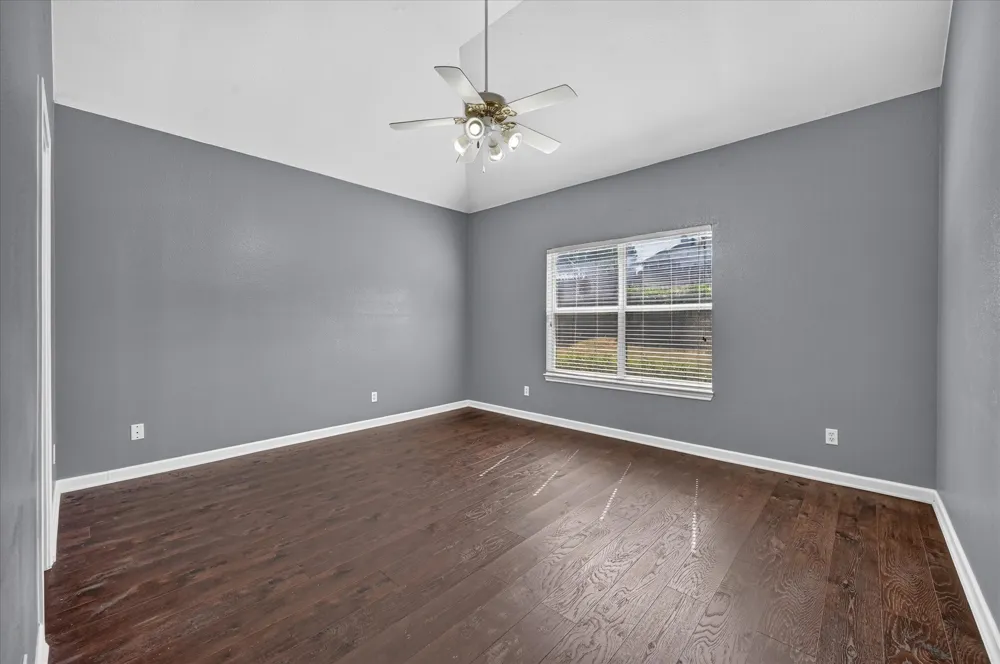 2060 Kenny Court Lewisville, TX 75067