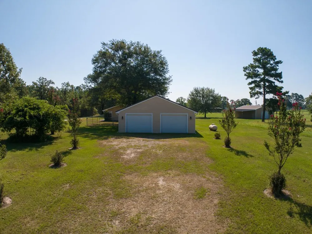 3308 County Road 4505 Crockett, TX 75835