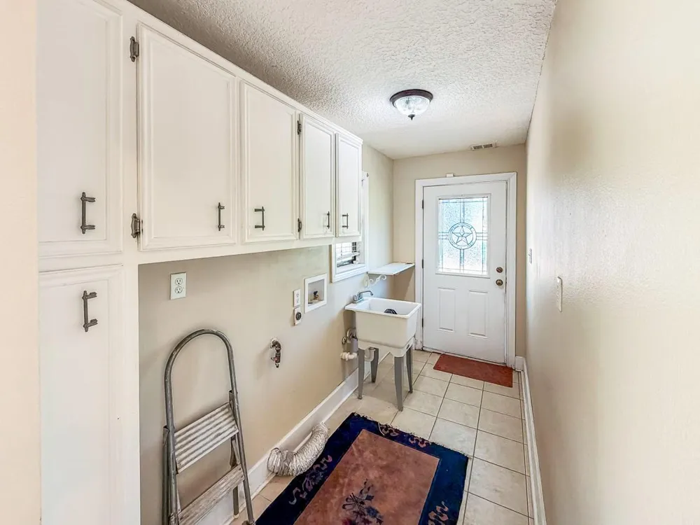 3308 County Road 4505 Crockett, TX 75835