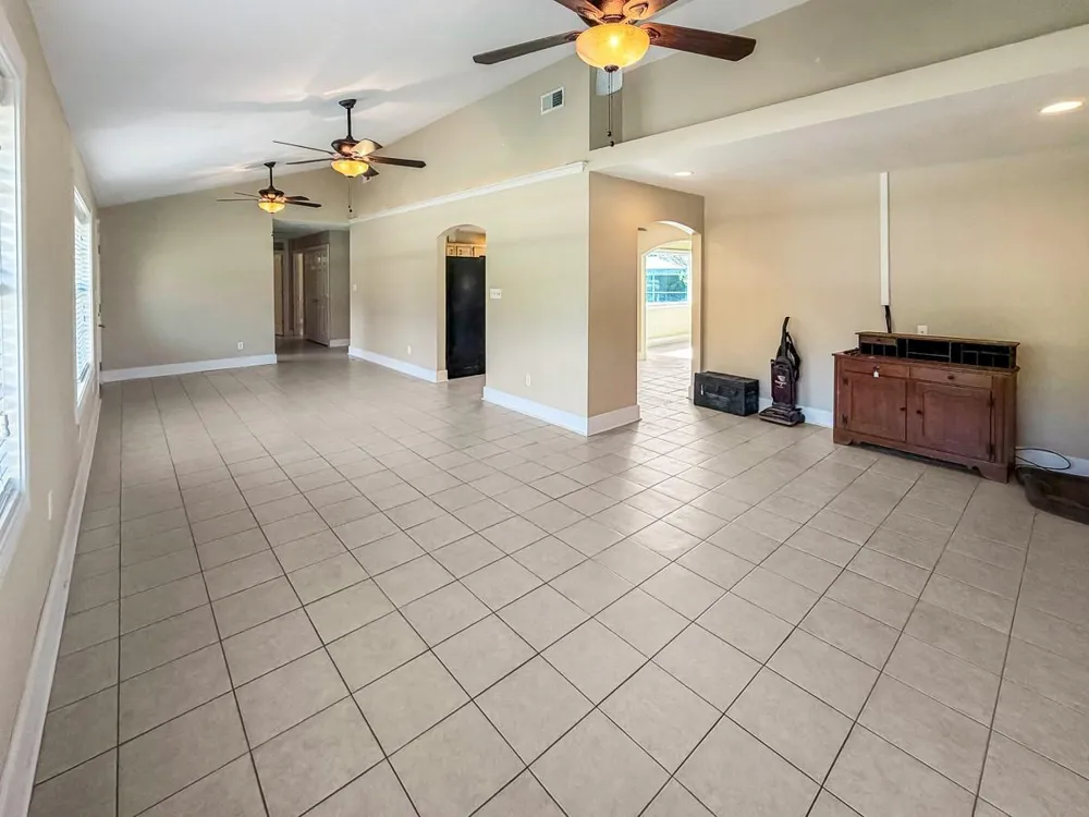 3308 County Road 4505 Crockett, TX 75835