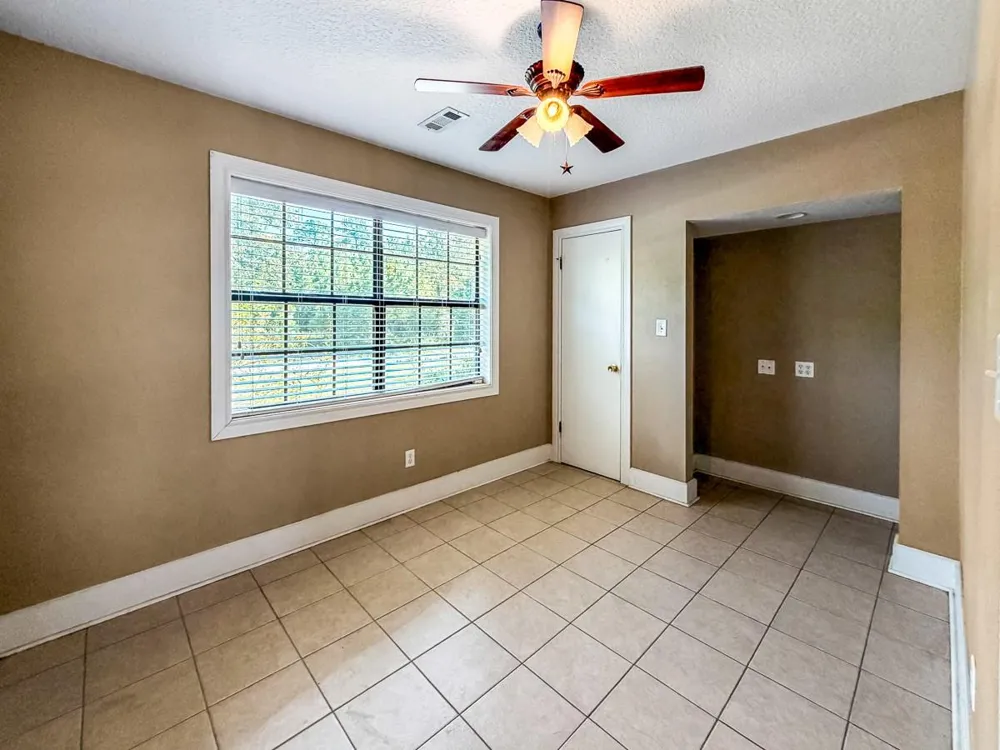 3308 County Road 4505 Crockett, TX 75835
