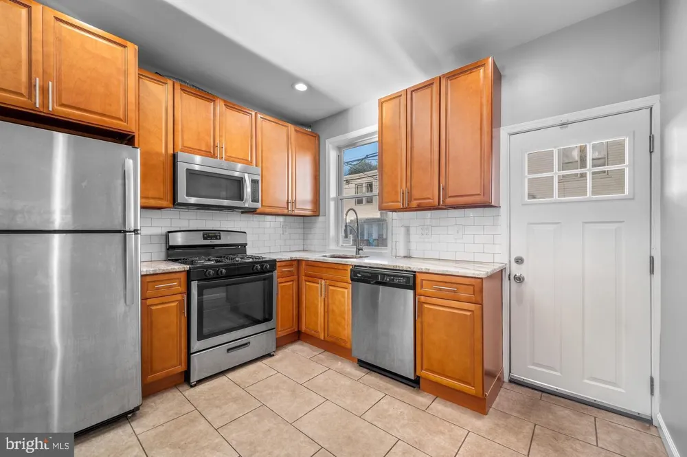 5734 CAMAC STREET Philadelphia, PA 19141