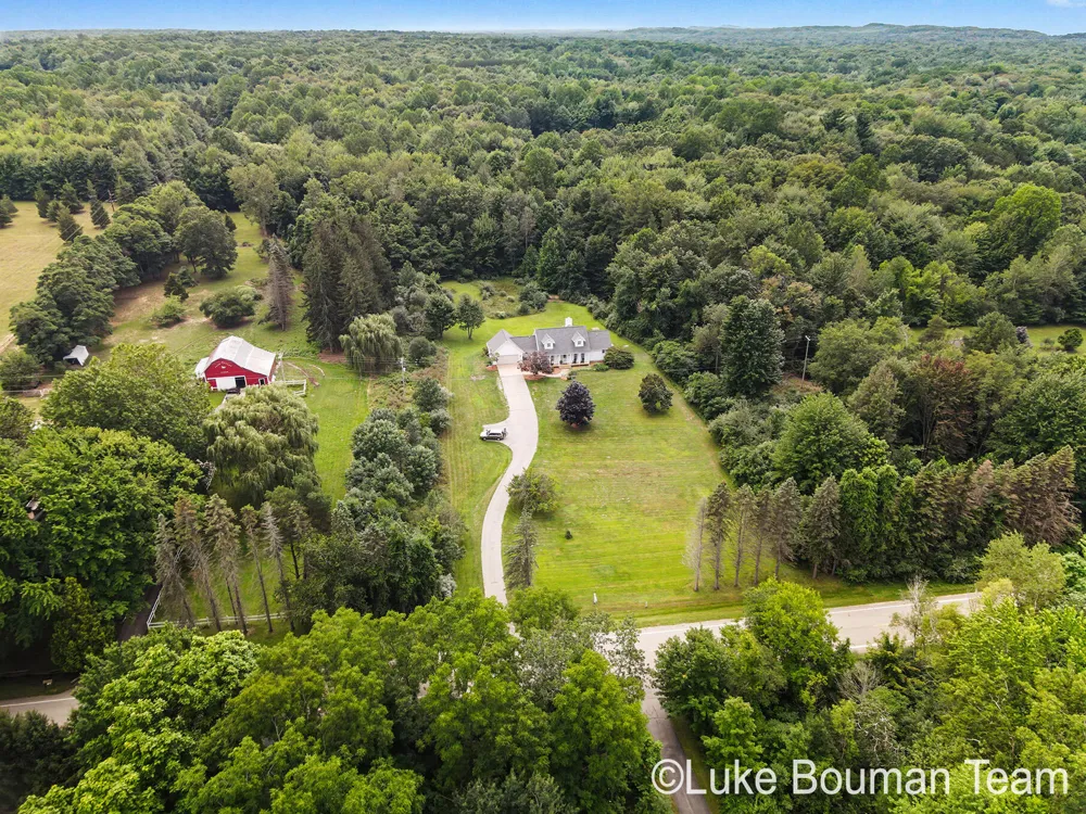 6352 143rd Avenue Holland, MI 49423