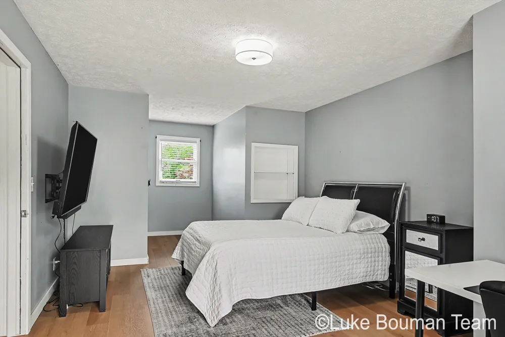6352 143rd Avenue Holland, MI 49423