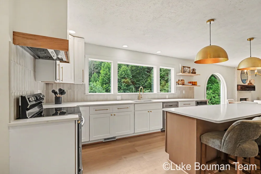 6352 143rd Avenue Holland, MI 49423