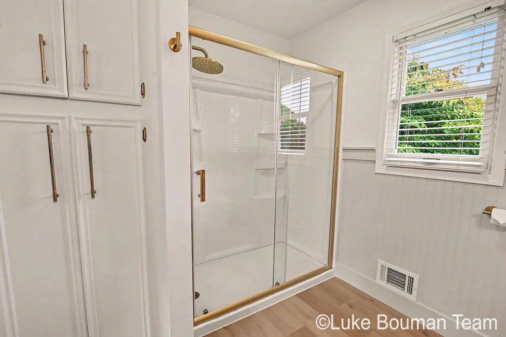 6352 143rd Avenue Holland, MI 49423