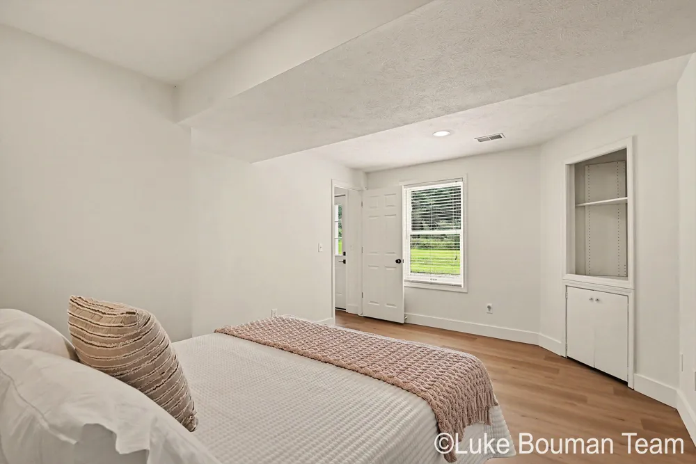 6352 143rd Avenue Holland, MI 49423