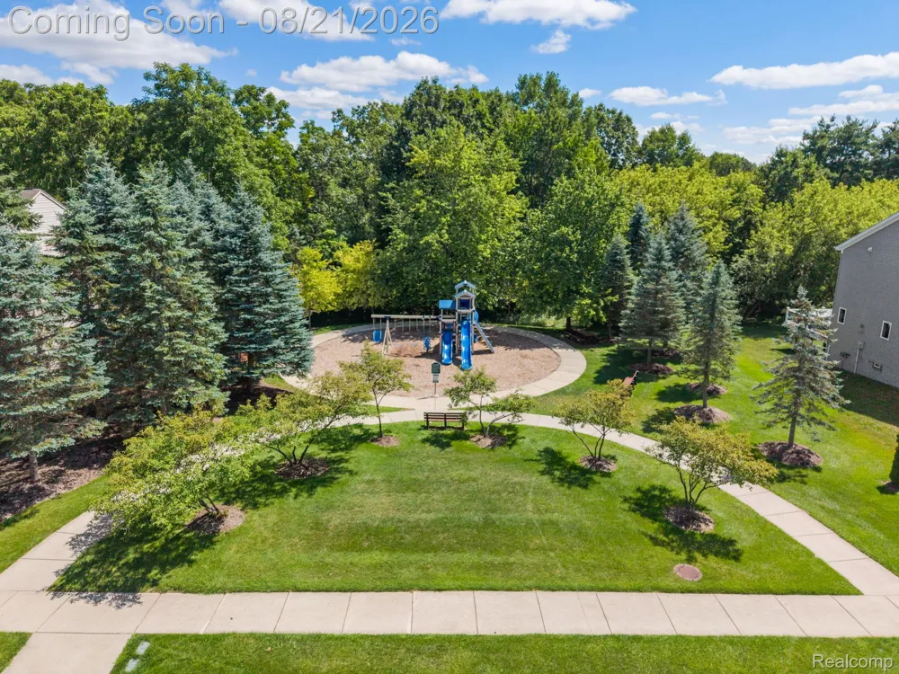 368 Beaver Run Holly Township, MI 48442