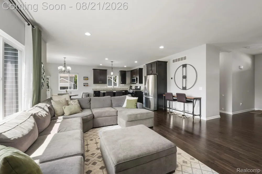 368 Beaver Run Holly Township, MI 48442
