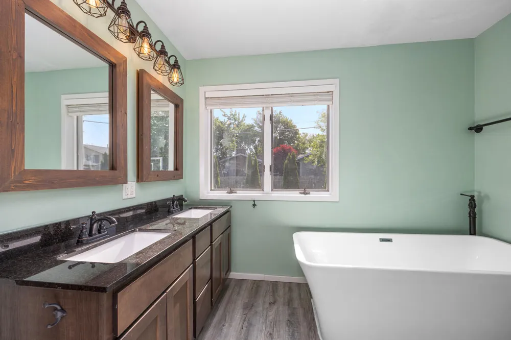 271 Glendale Avenue Holland City, MI 49423