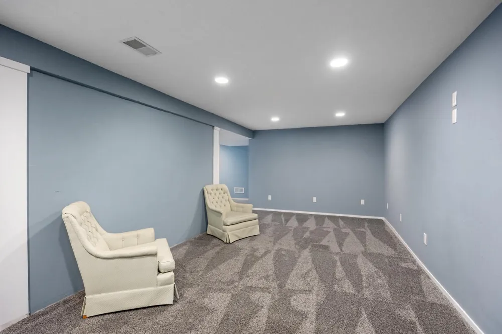 271 Glendale Avenue Holland City, MI 49423