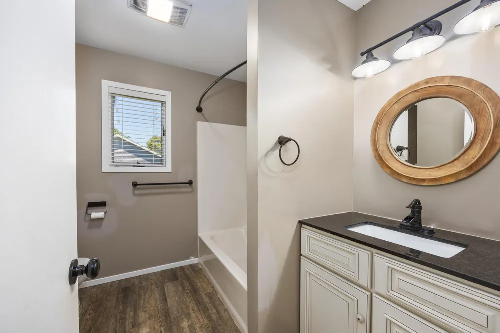 271 Glendale Avenue Holland City, MI 49423