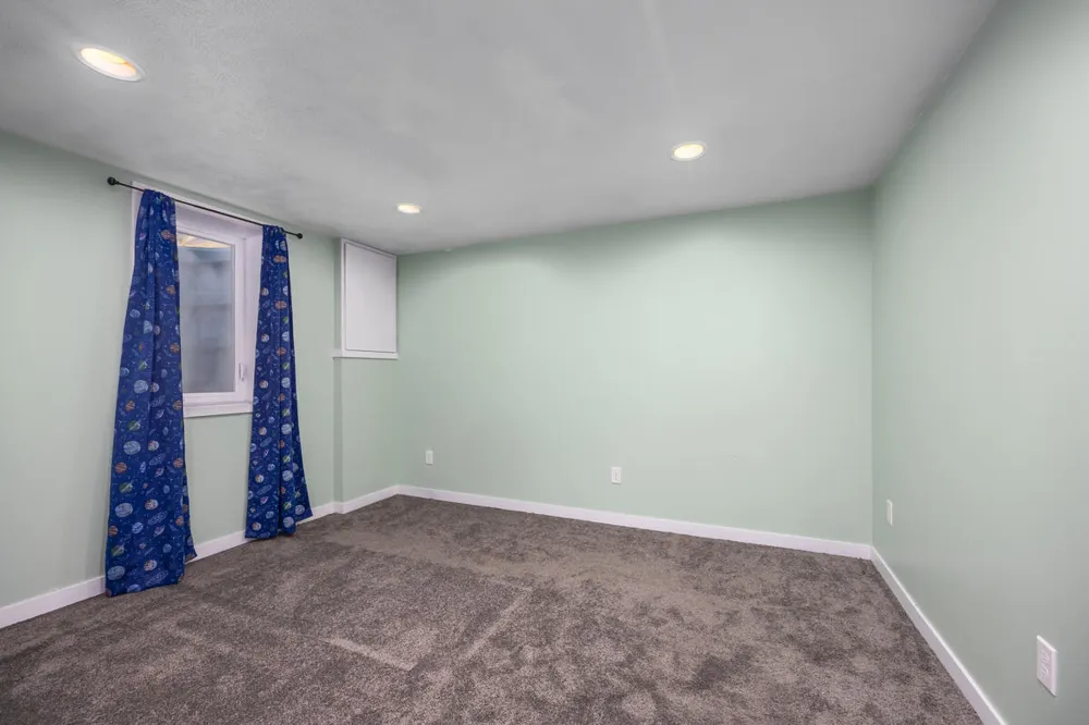 271 Glendale Avenue Holland City, MI 49423