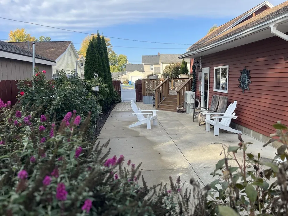 412 5th Street Grand Haven City, MI 49417