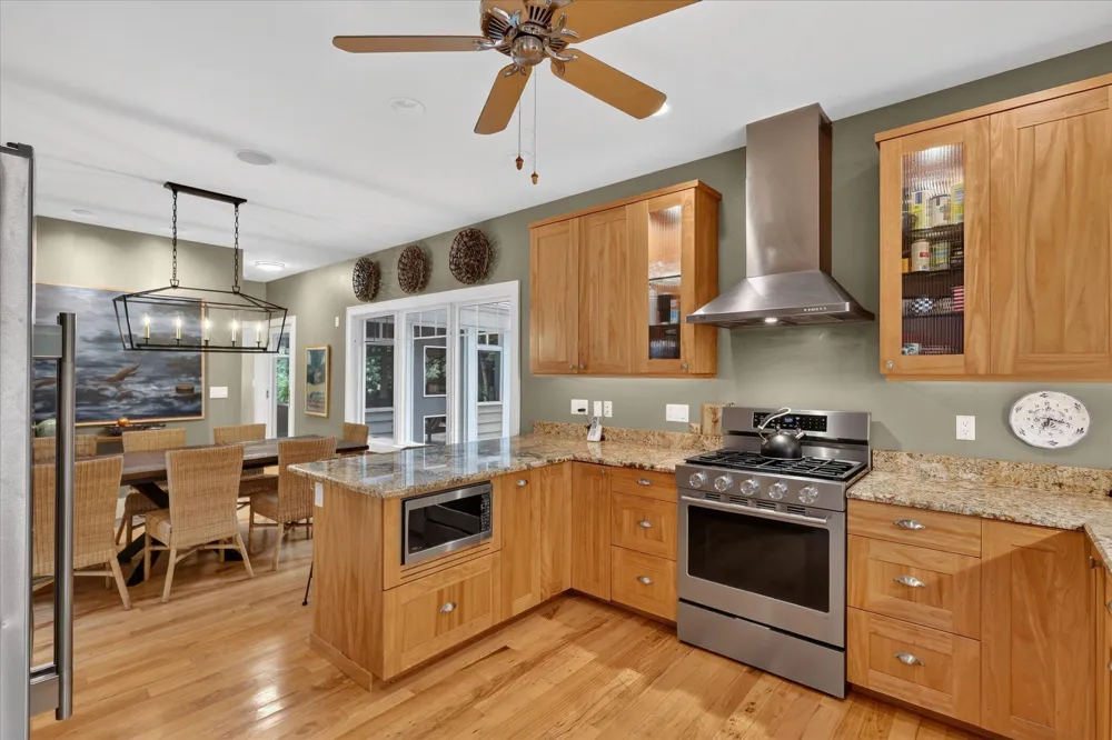 13724 Minnich Road Chikaming Township, MI 49125