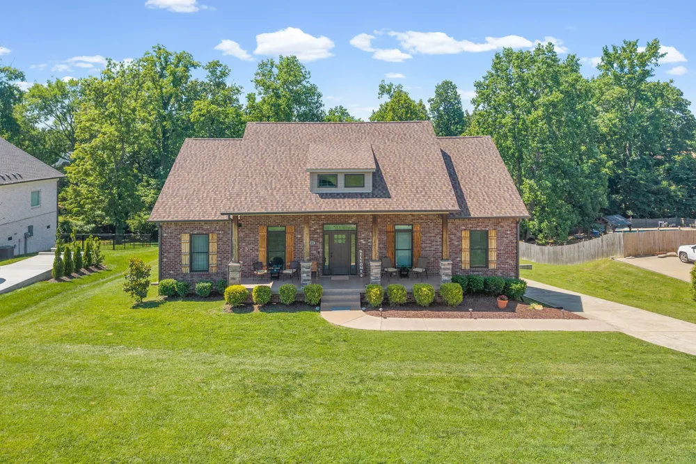 548 Dixie Ln Pleasant View, TN 37146