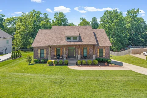 548 Dixie Ln