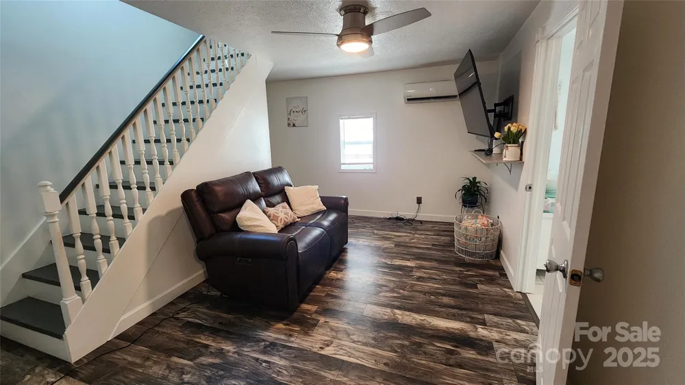 1235 Sulphur Springs Road Waynesville, NC 28786