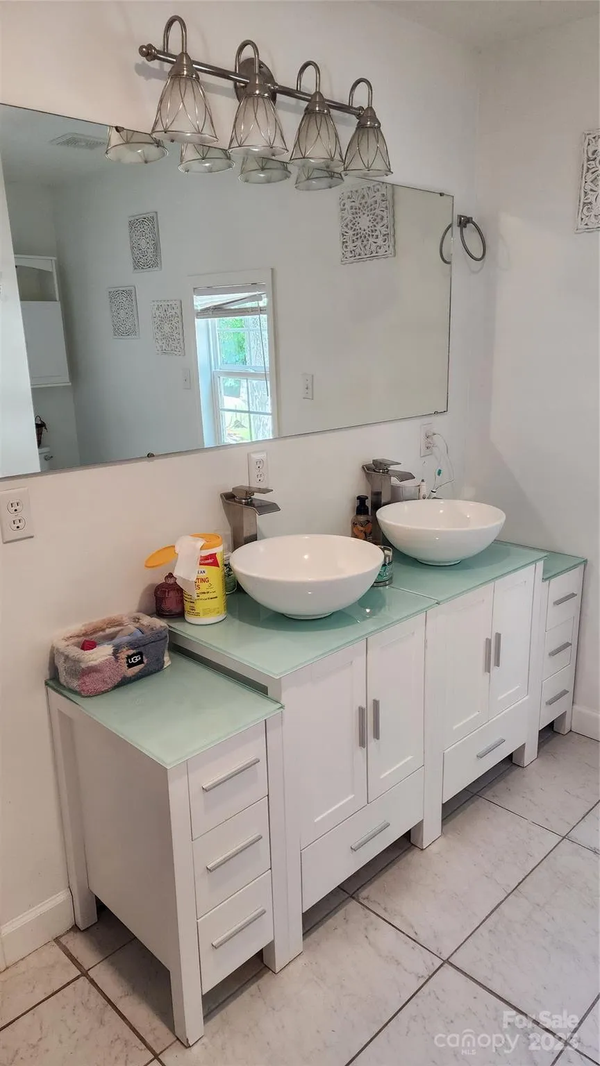 1235 Sulphur Springs Road Waynesville, NC 28786
