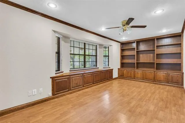 815 Hunter Ridge Lane Nederland, TX 77627