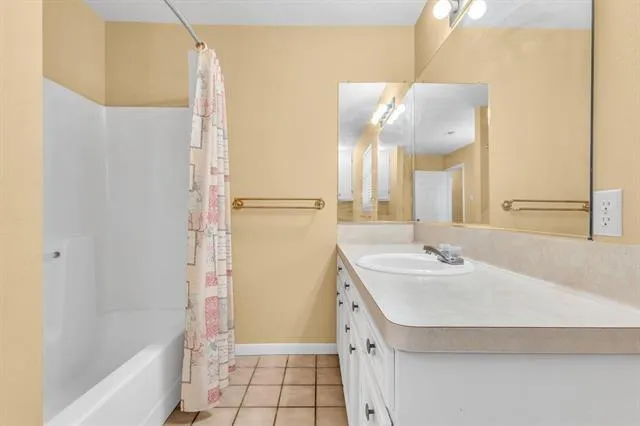 815 Hunter Ridge Lane Nederland, TX 77627