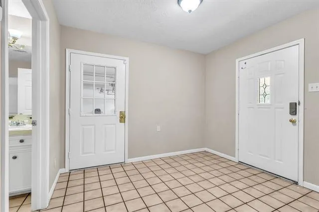 815 Hunter Ridge Lane Nederland, TX 77627