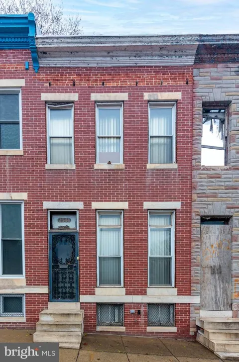 2544 FREDERICK AVENUE