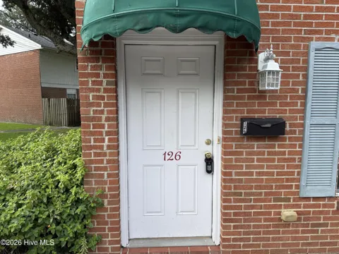 126 Short Street #126