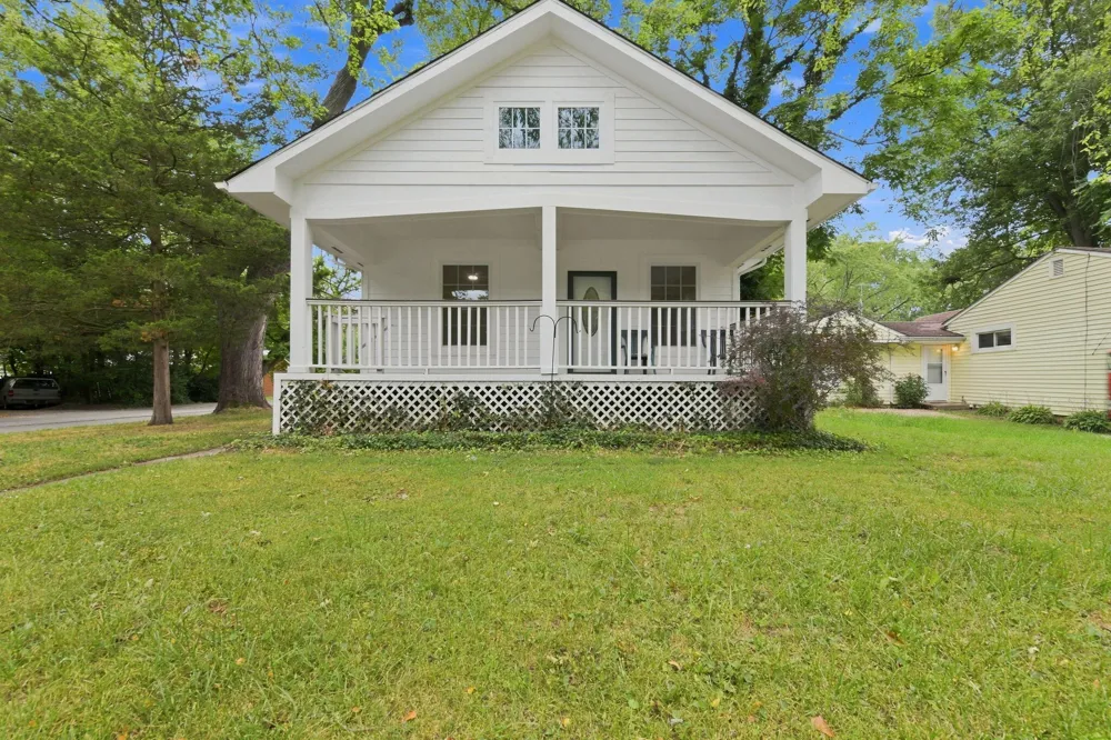 21505 Rockwell Street Farmington Hills, MI 48336