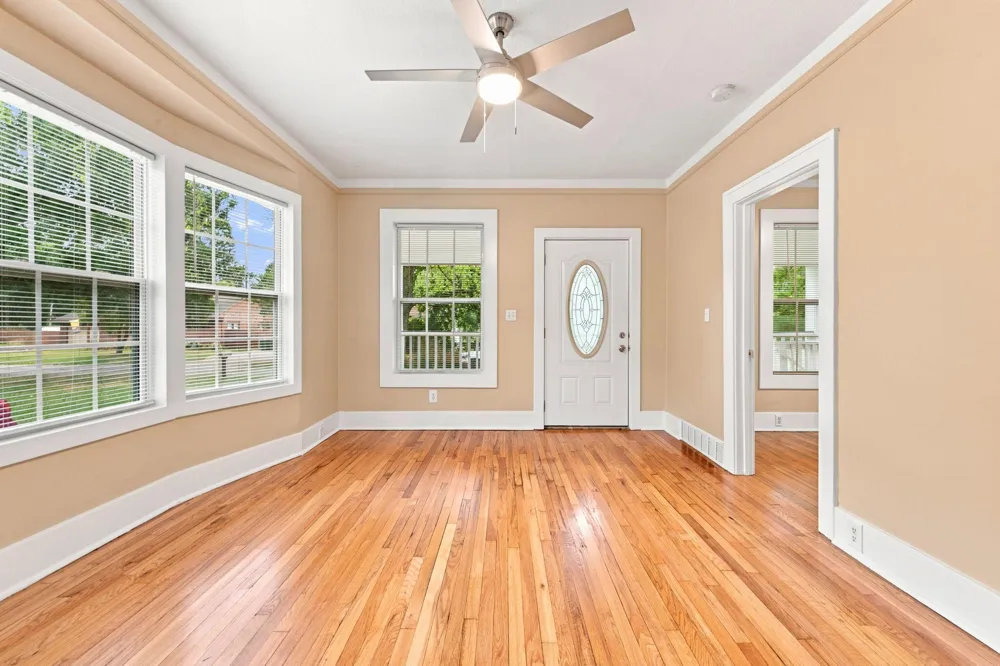 21505 Rockwell Street Farmington Hills, MI 48336