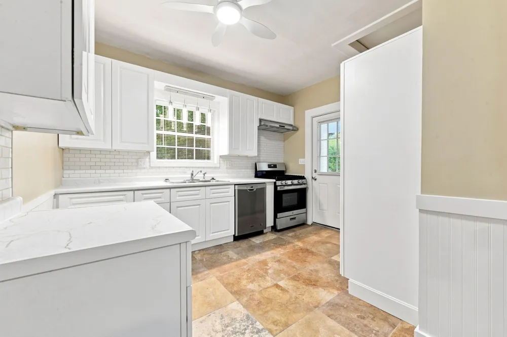 21505 Rockwell Street Farmington Hills, MI 48336