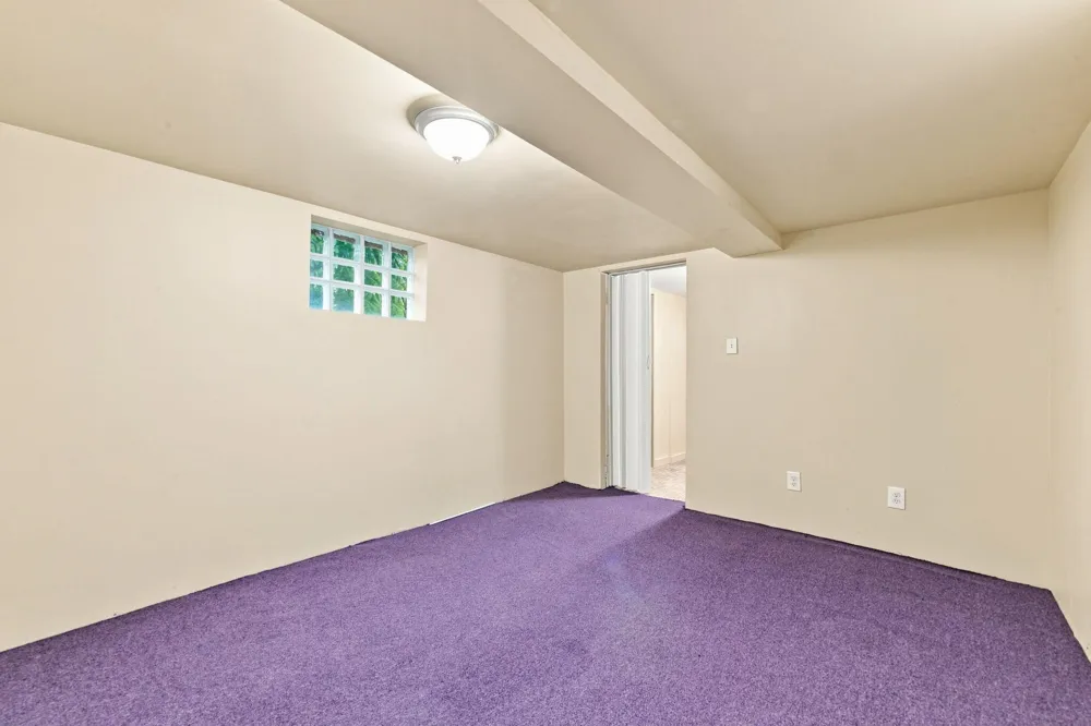 21505 Rockwell Street Farmington Hills, MI 48336